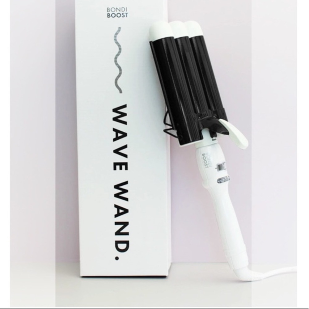 Bondi Boost Wave Wand 32mm Curling Iron Hair Tool